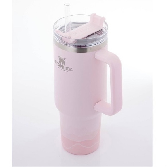 ❗️SOLD❗️Stanley Adventure Quencher Travel Tumbler - Picture 3 of 10